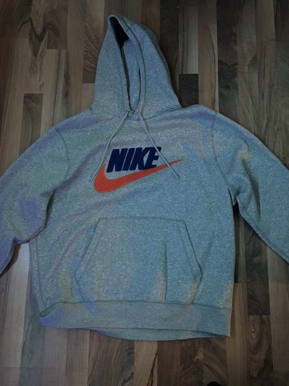Nike Men's Gray Pullover